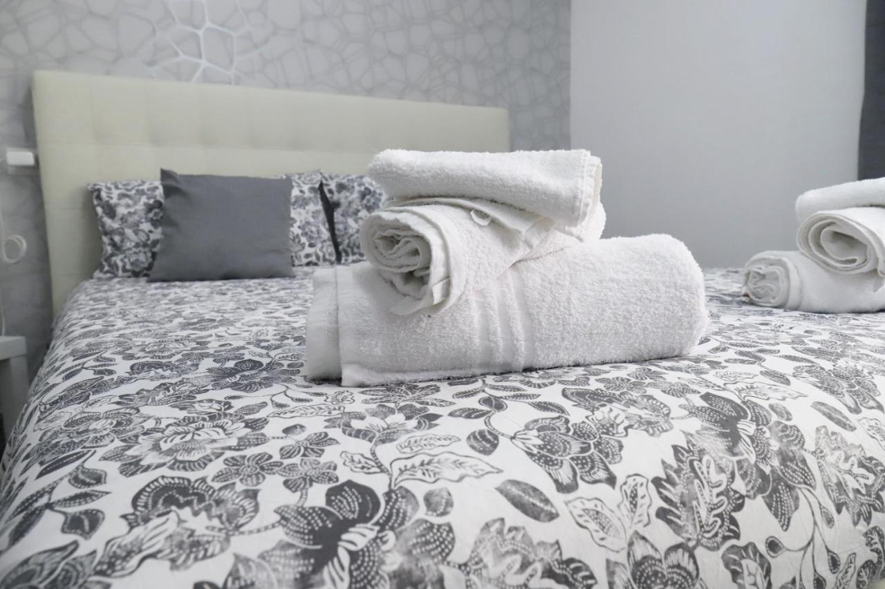 Suite Nicolai 165 Bari Buitenkant foto
