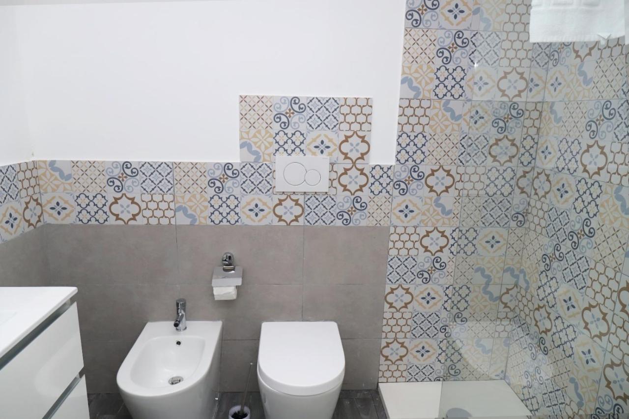 Suite Nicolai 165 Bari Buitenkant foto