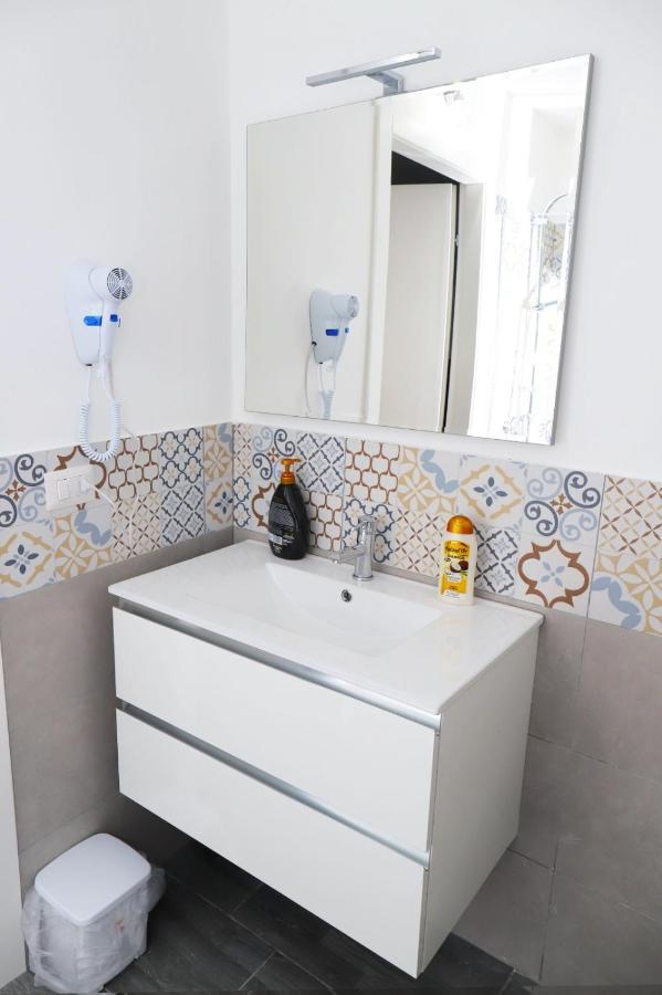 Suite Nicolai 165 Bari Buitenkant foto